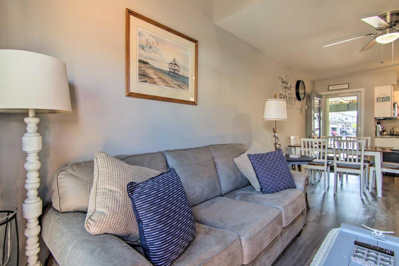 Airy Ocean City Condo On Canal Front With Deck! Exterior photo